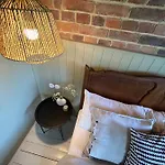Couette-café Dom Na Krzewiu 3*