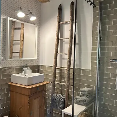 Dom Na Krzewiu Gryfów Śląski