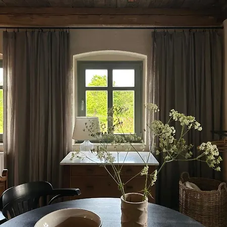 ベッド・アンド・ブレックファスト Dom Na Krzewiu 3*