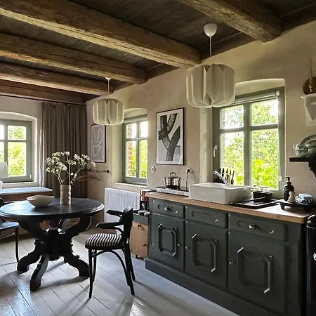 ベッド・アンド・ブレックファスト Dom Na Krzewiu